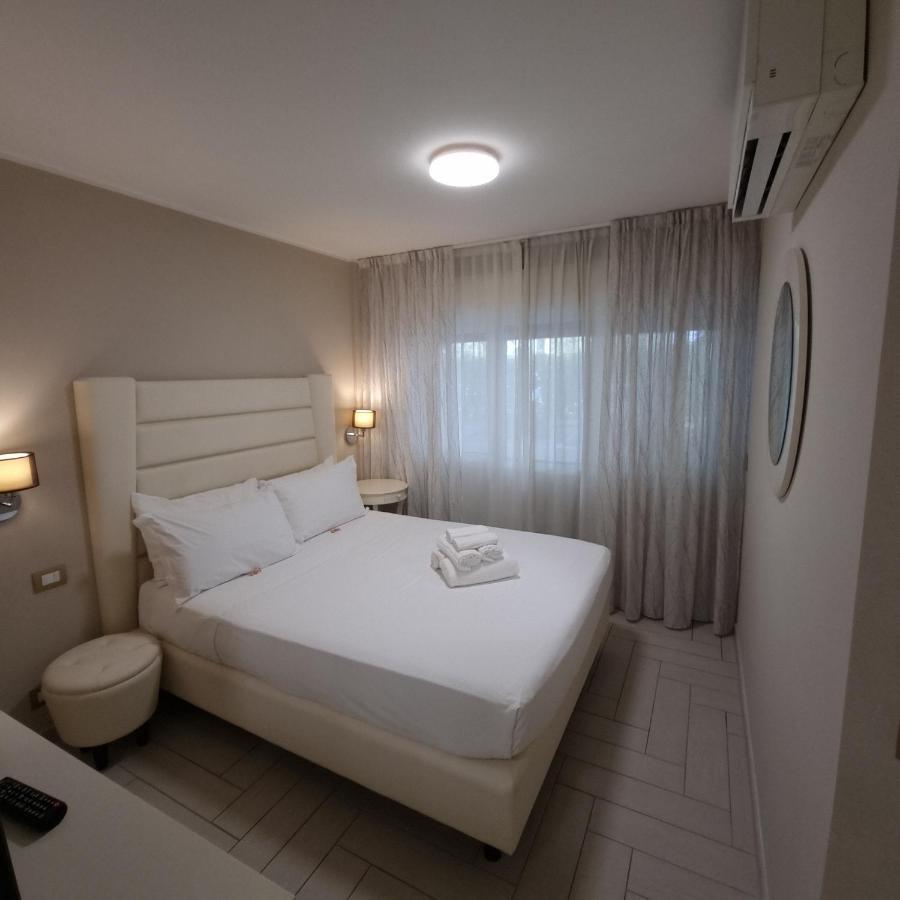 Nero D'Avorio Apartments Rimini Exterior foto