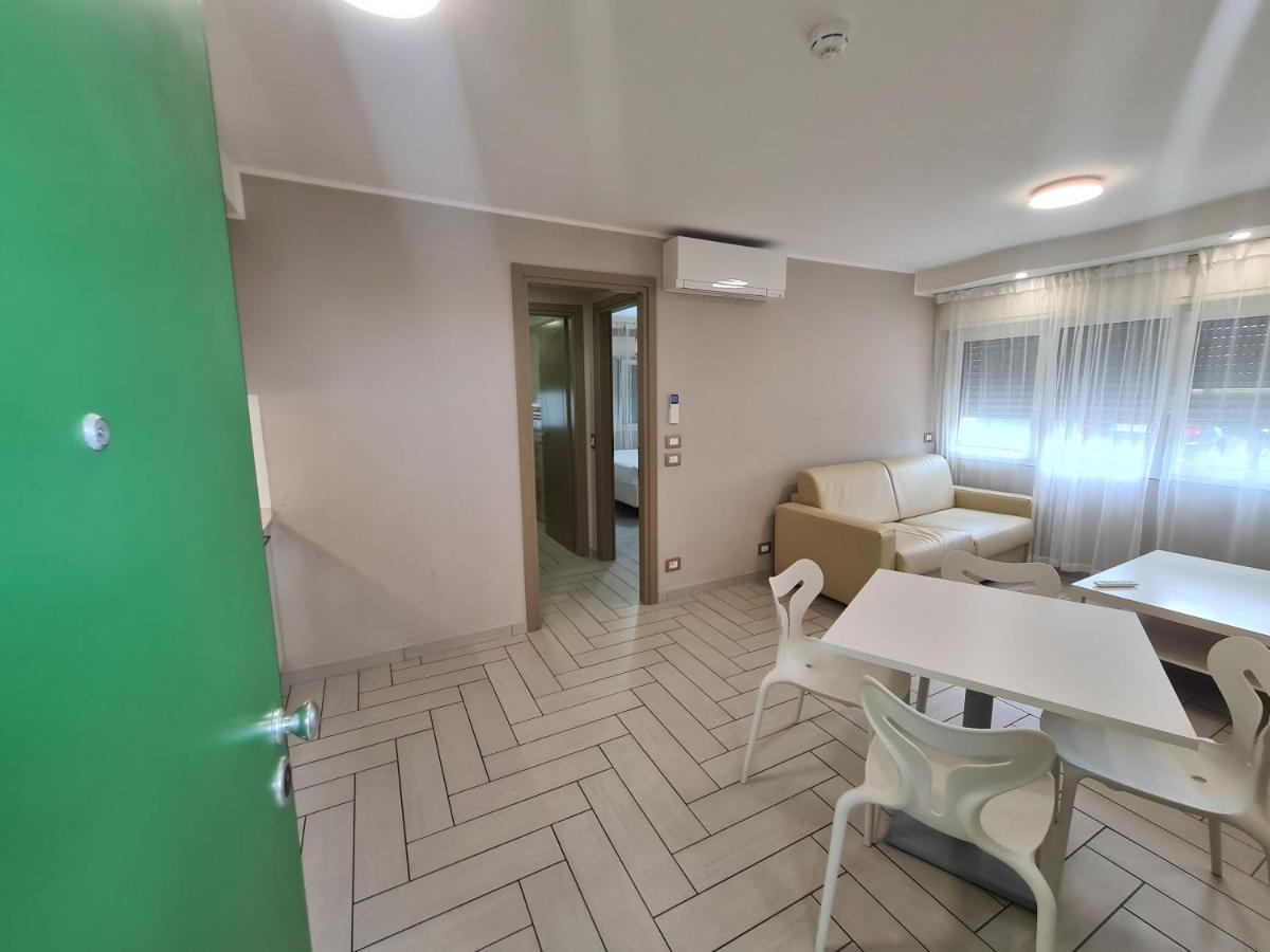 Nero D'Avorio Apartments Rimini Exterior foto