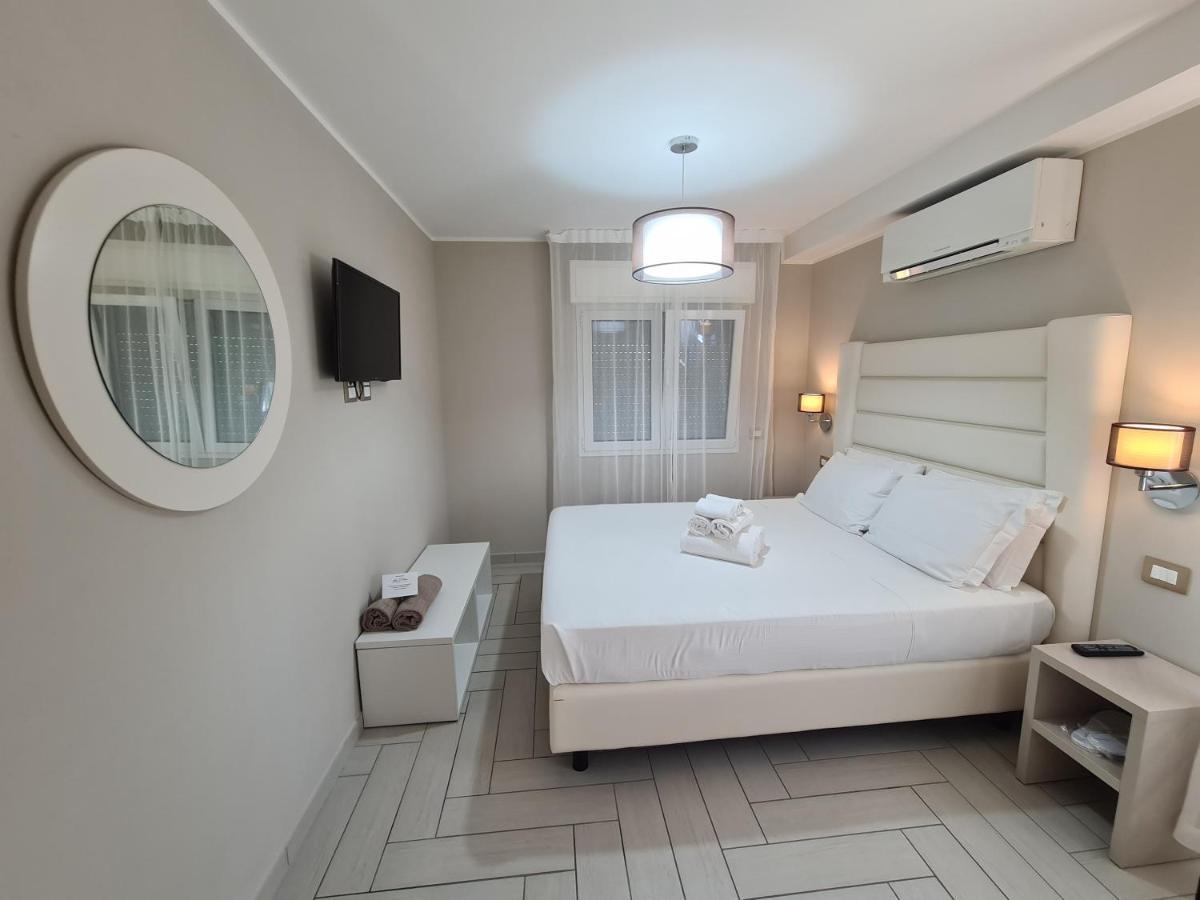 Nero D'Avorio Apartments Rimini Exterior foto